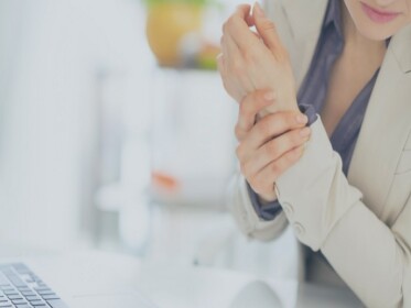 Імуномодулювальна терапія автоімунних захворювань може допомогти у лікуванні важких форм COVID-19
